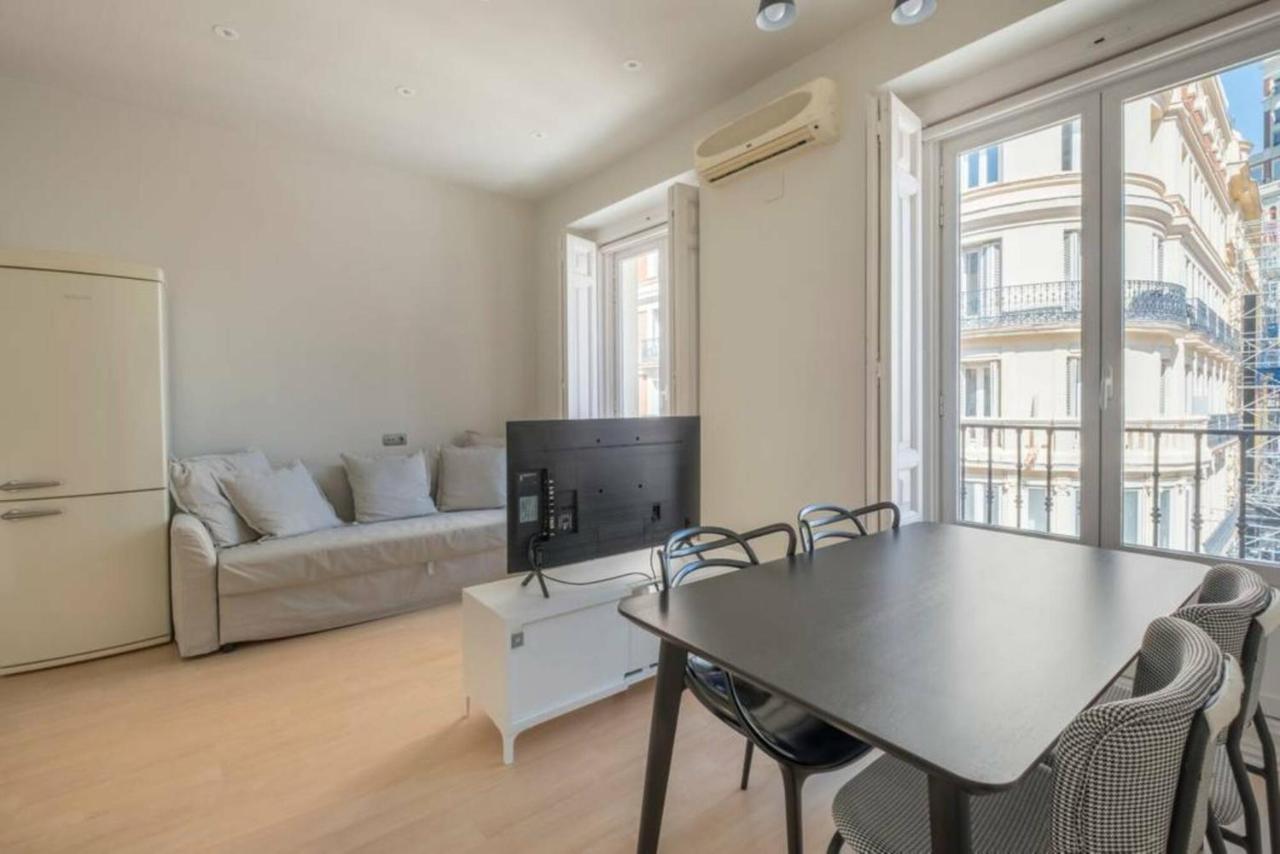 Apartamento Callao Apartment Madrid Exterior photo
